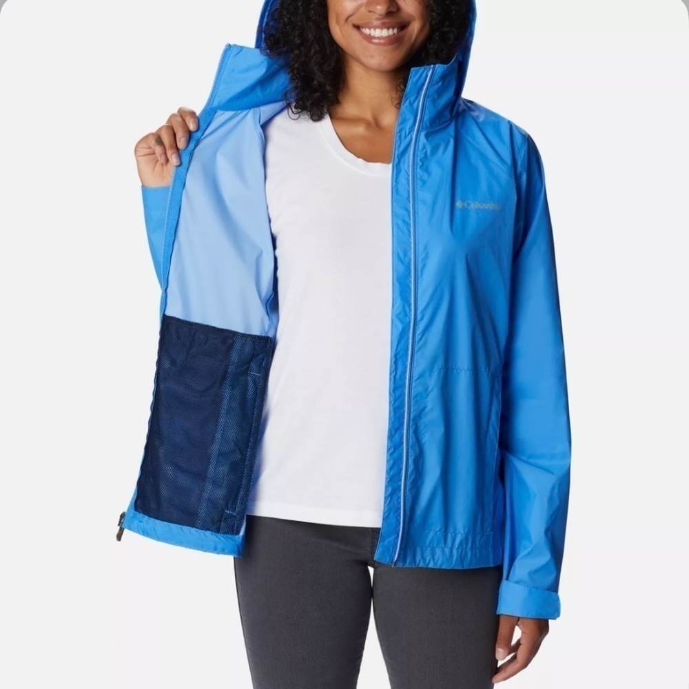 Columbia Women’s Switchback™ III Jacket in Harbor Blue - Picture 3 of 16